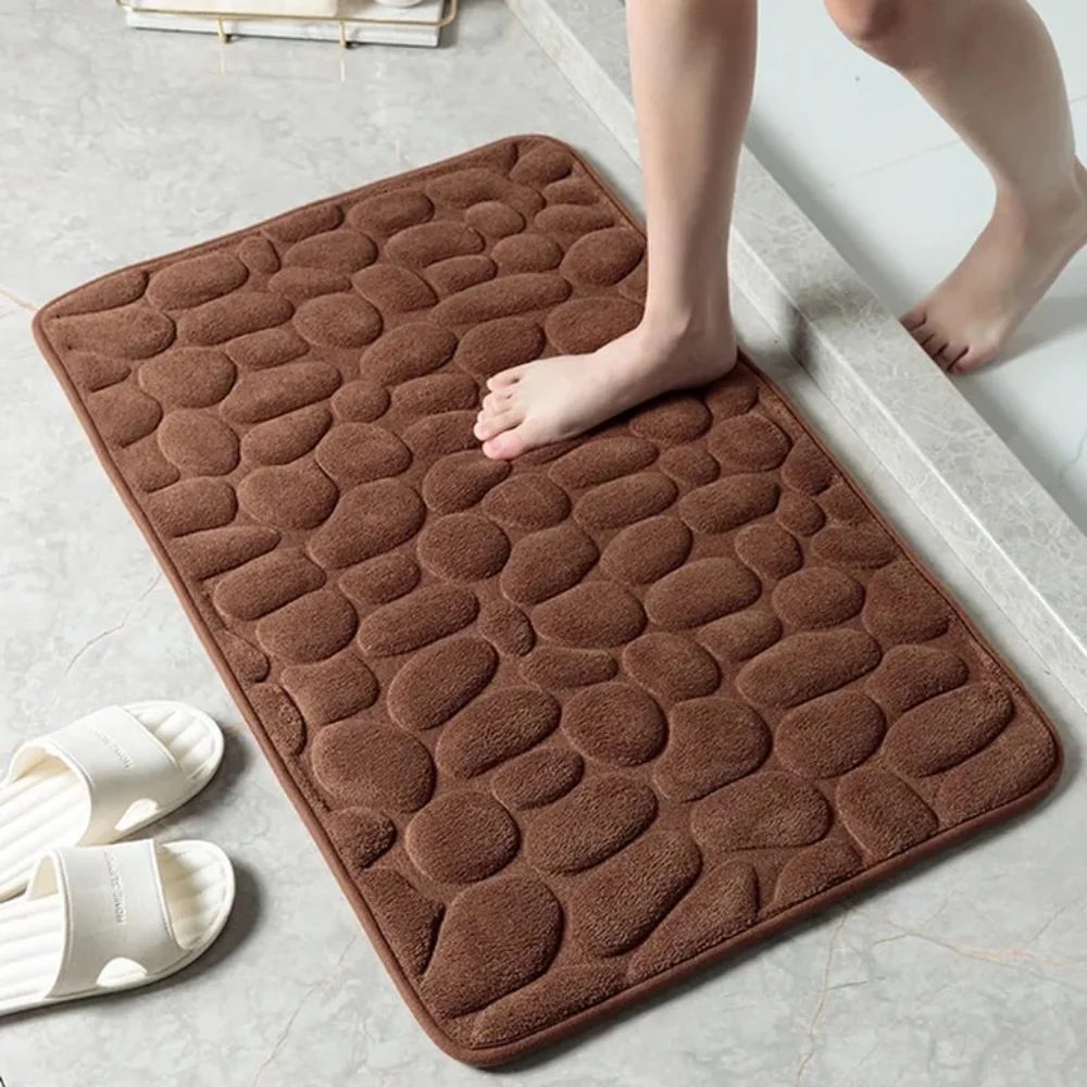 Cobblestone Comfort: Memory Foam Bath Mat with Non-Slip Base